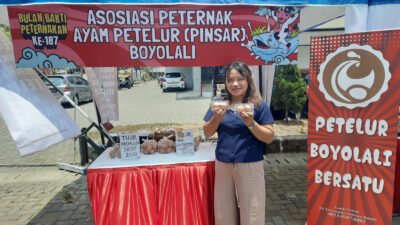 Stan Pameran Asosiasi Peternak Ayam Petelur Boyolali (Sumber: boyolali.go.id)