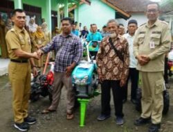 GUNUNGKIDUL: Kelompok Tani Terima Bantuan Hibah Berbagai Sarana Pertanian