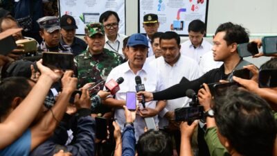 PERIKANAN: Tinjau TPI Karangsong, Menteri Trenggono Bilang Indramayu Siap Suplai Ikan untuk Nataru dan Lebaran 2025