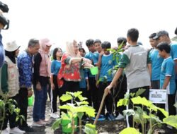 SWASEMBADA PANGAN: Para Pelajar di Semarang, Didorong Kembangkan Pertanian Terpadu untuk Dukung Swasembada Pangan