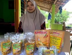 TUBAN: Berawal Bantu Suami, Usaha Emping Jagung, Kini Jadi Nafkah Utama