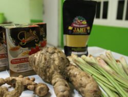 HERBAL: Gandeng Jamaah Meracik Rempah, Berhasil Bikin Tujuh Minuman Herbal