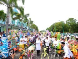 TELUR: Muludan Bumi Blambangan, Banyuwangi, Jawa Timur, Bagikan Ribuan Butir Telur