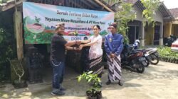 KOPI: Dorong Ekonomi dan Konservasi, Ribuan Bibit Kopi Dibagikan ke Petani Borobudur, Jawa Tengah